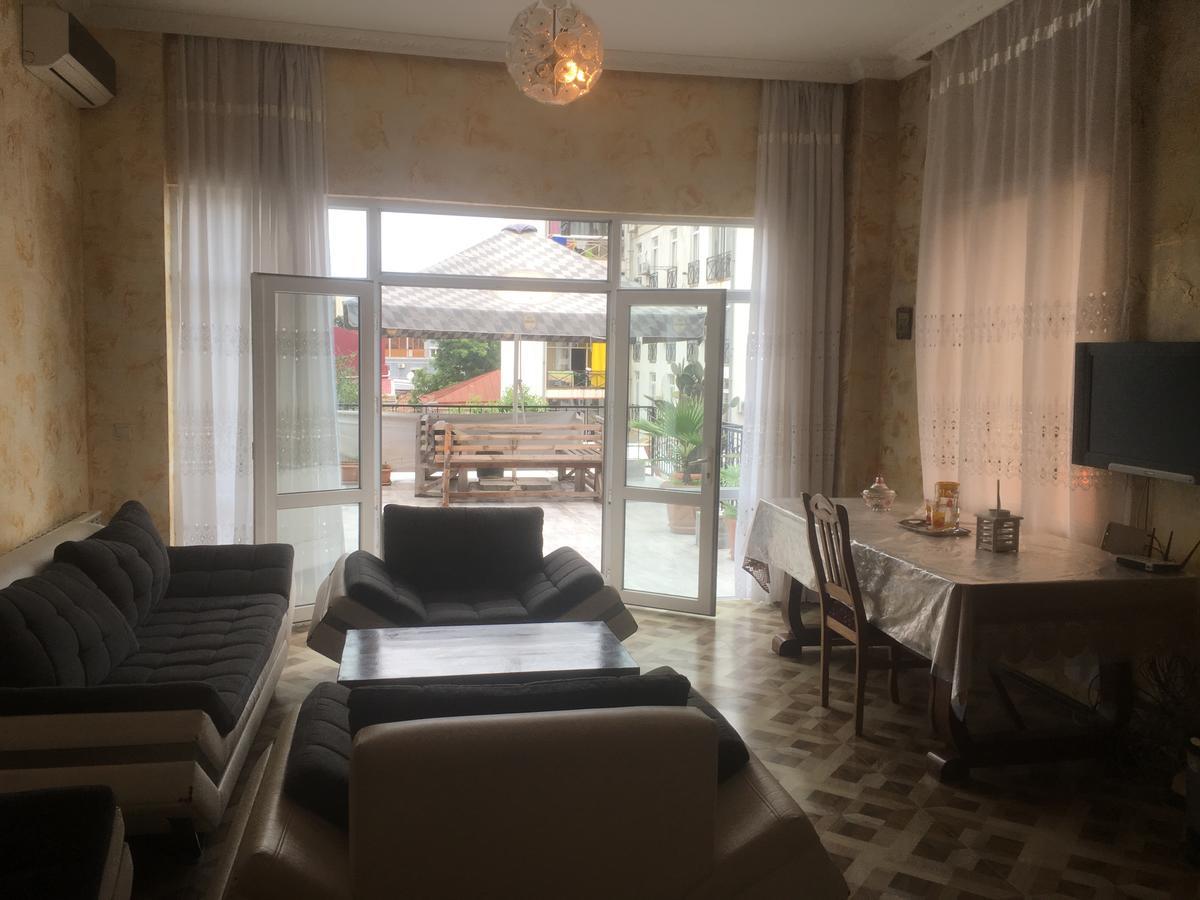 Duru'S Apartment With 3 Bedrooms Батуми Экстерьер фото